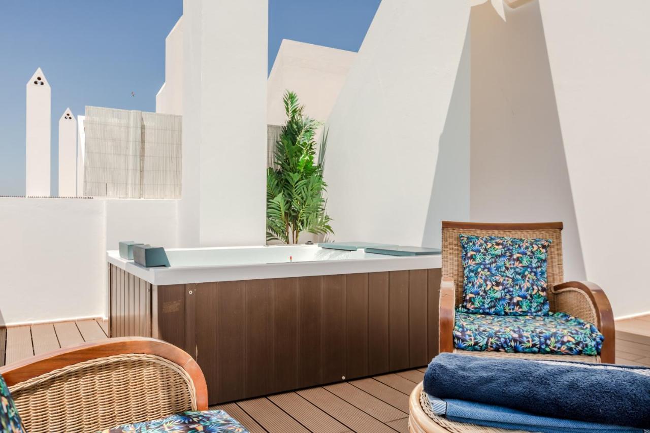 Seascape Villa Private Pool & Rooftop Jacuzzi With Sea View Near Manta Rota Beach Vila Nova de Cacela Bagian luar foto